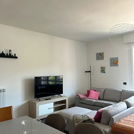 M&m Center - Modern Flat With Free Wifi - Rent Bike Μπέργκαμο