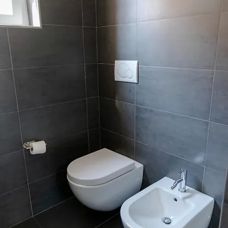 M&m Center - Modern Flat With Free Wifi And Welcome Italian Coffee