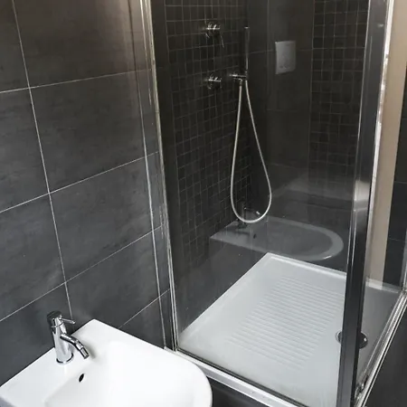 M&m Center - Modern Flat With Free Wifi - Rent Bike *